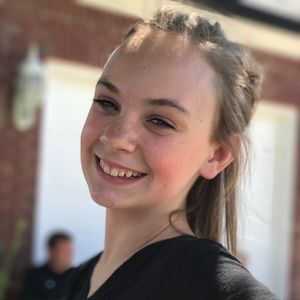 Meet your Posher, Avery